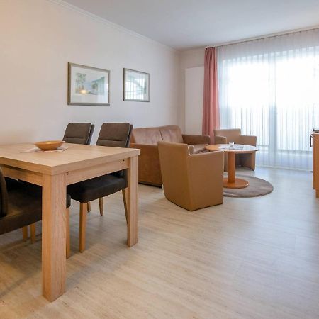 Strandvillen Binz - Ferienwohnung Mit 1 Schlafzimmer Und Balkon Ah-627 ภายนอก รูปภาพ